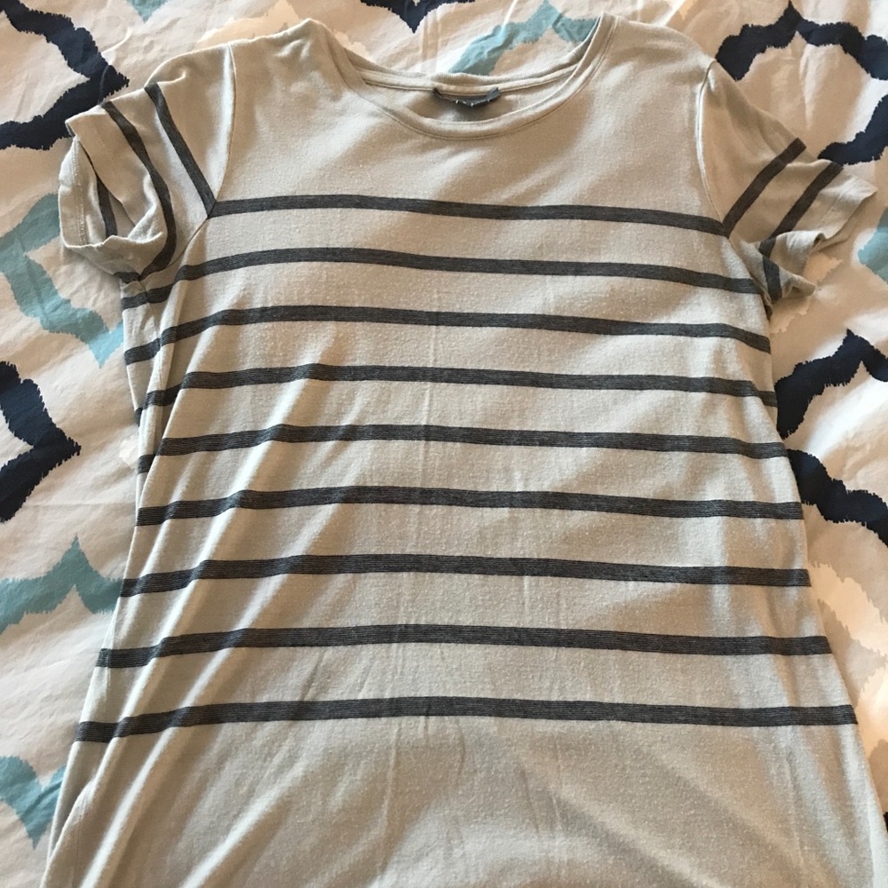 Vince tshirt